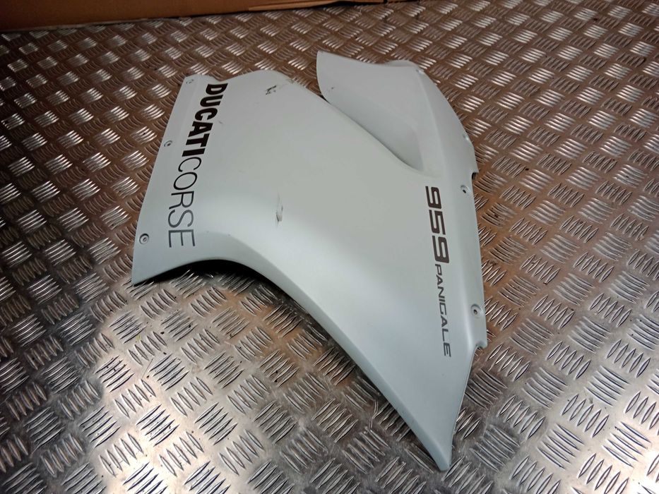 Ducati Panigale 959 V2 Bok Prawy Owiewka Prawa Boczek Plastik 16-19