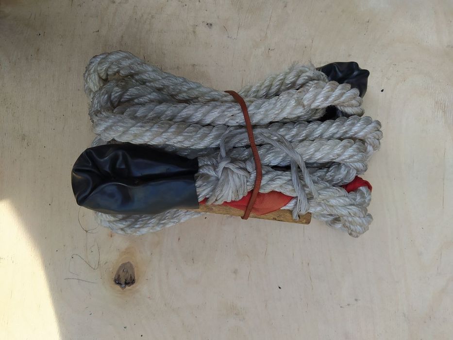 Трос автомобільний