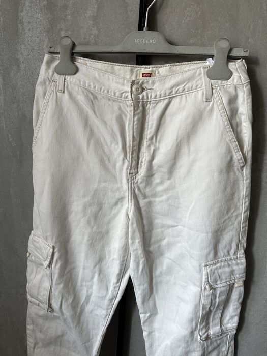 Штаны бойфренд Levis 28р