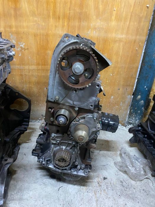 Двигун 1.9 Renault Trafic Vivaro Primastar мотор Трафік Віваро Прімаст