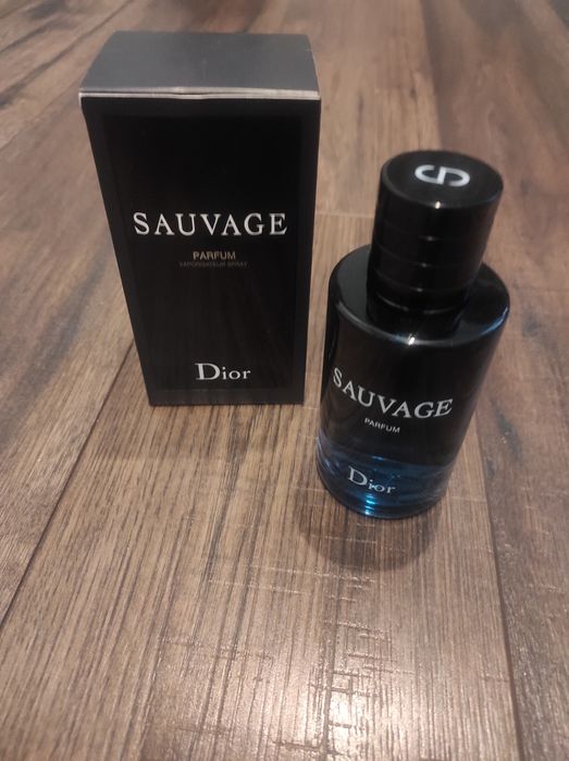 Perfum Dior sauvage