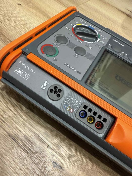 Miernik elektryczny  Sonel mpi 520