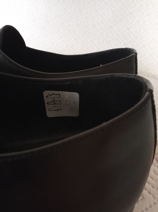 Półbuty męskie z klamrą  Jones Bootmaker