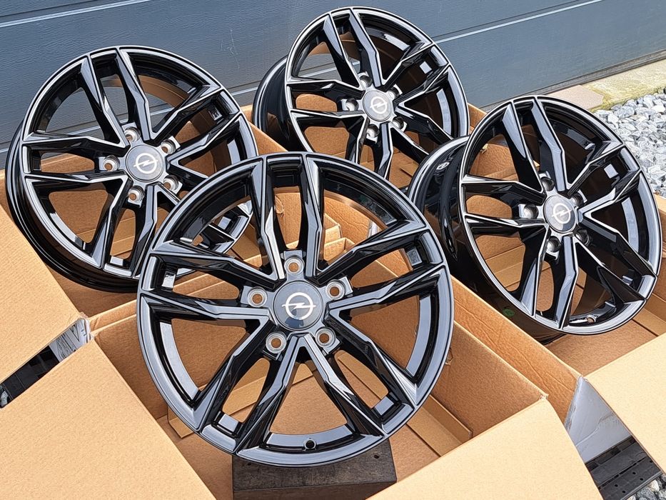 Alufelgi 16' Opel Vivaro 5x118 ET40 Nośność 900Kg CZARNE DM05