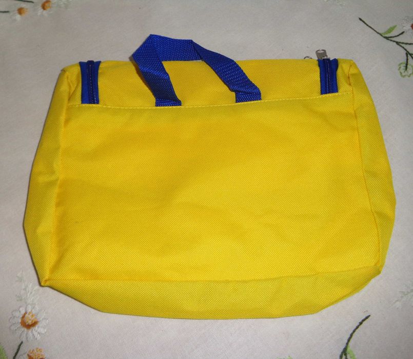 "BEBA Nestle" nowa niemiecka duża kosmetyczka- niezbędnik