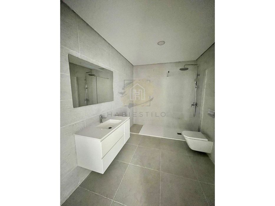 Apartamento T2 Em brejos de Azeitão com varanda