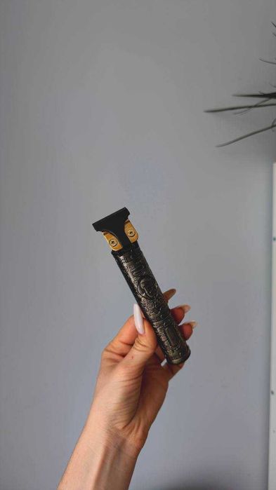 Чоловічий тример