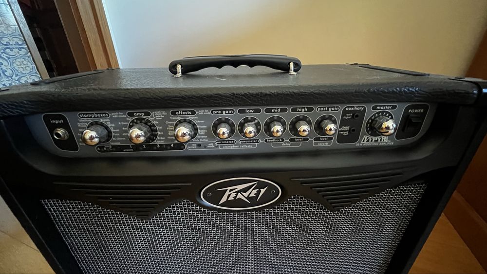 Amplificador Peavey Vypyr 30