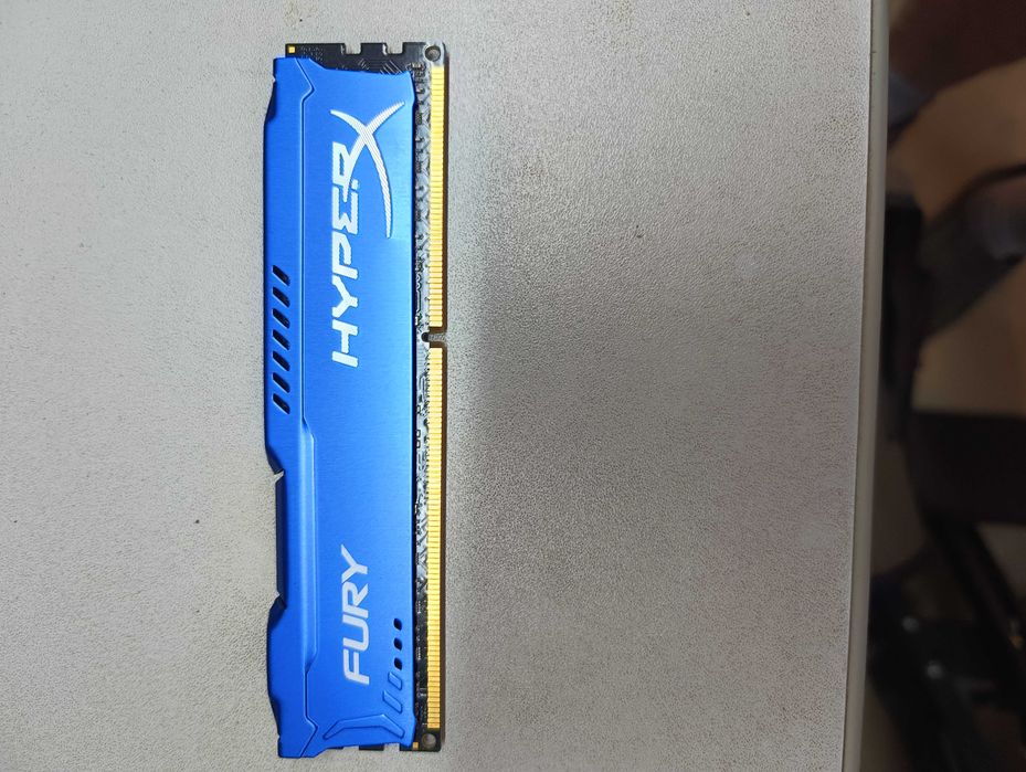 pamięć ram DDR 1600 8gb