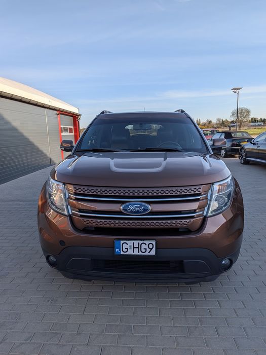 Ford Explorer