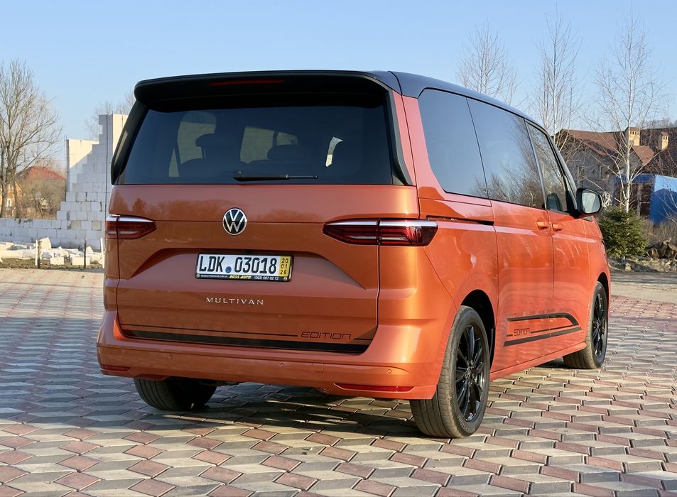 Продам VW MULTIVAN T-7 2022