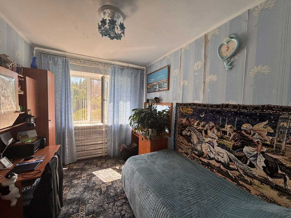 *Продаж просторого будинку в с.Мошни.