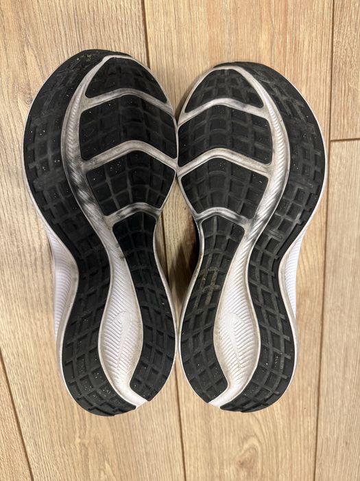 Nike Downshifter 11 do biegania