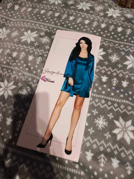 Pizama damska ze szlafrokiem i majtkami