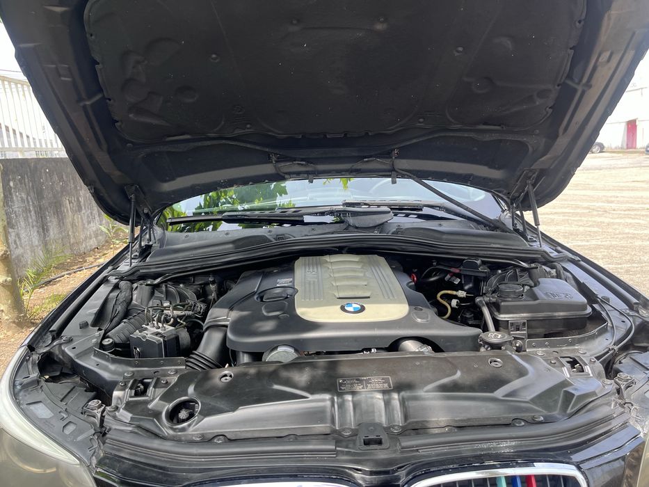 BMW 530d E60 218cv