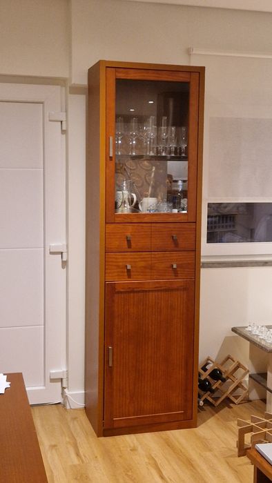 Louceiro madeira e vidro de qualidade