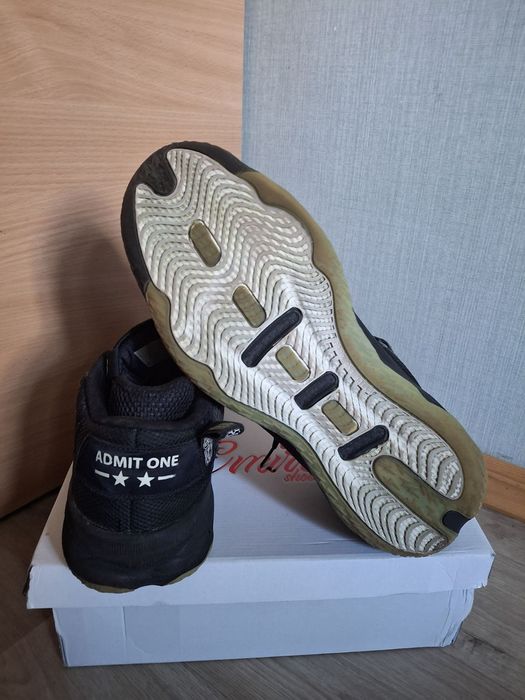 Кросівки Adidas Dame 8,50 розмір