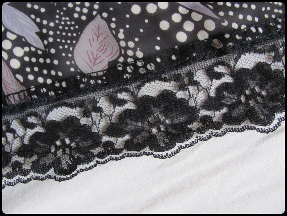 Lekka zwiewna sukienka z koronką 38 M