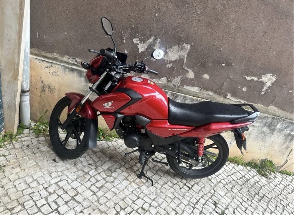 Cb125f         Usada