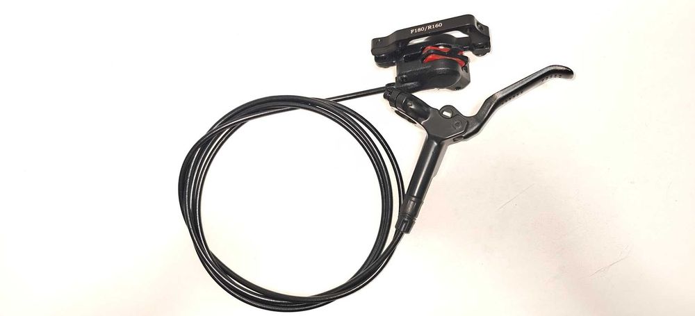 Hamulec hydrauliczny tylny