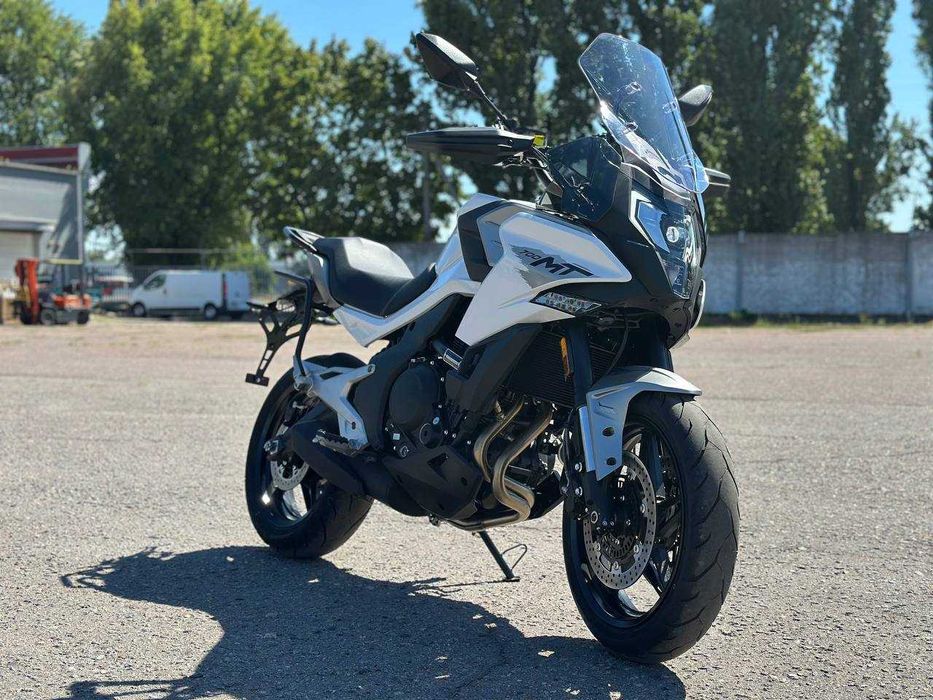 Мотоцикл CFMOTO 700MT