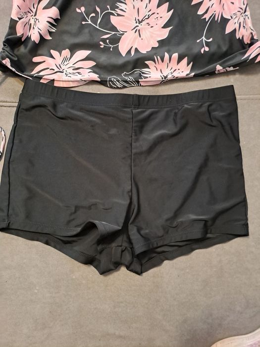 Stroj kąpielowy rozmiar XL