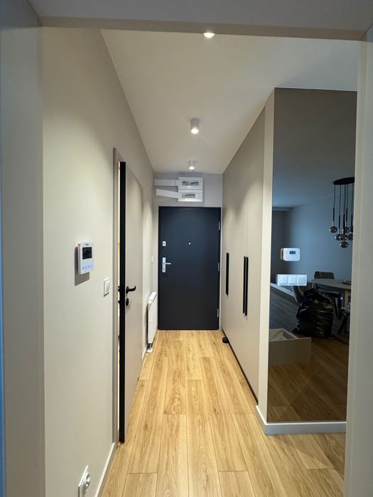 Wynajmę mieszkanie 2 pokoje ( cena z garażem)