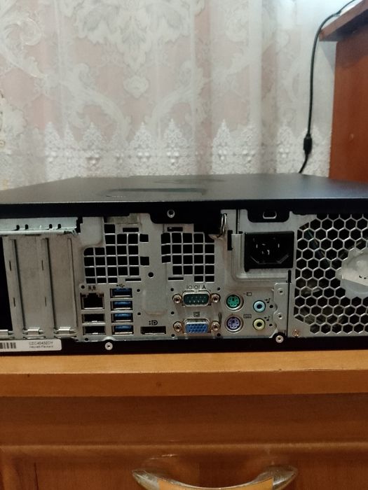HP Compaq 6300 Pro Sff ssd120/i3-3220/8gb ddr3 пк комп'ютер