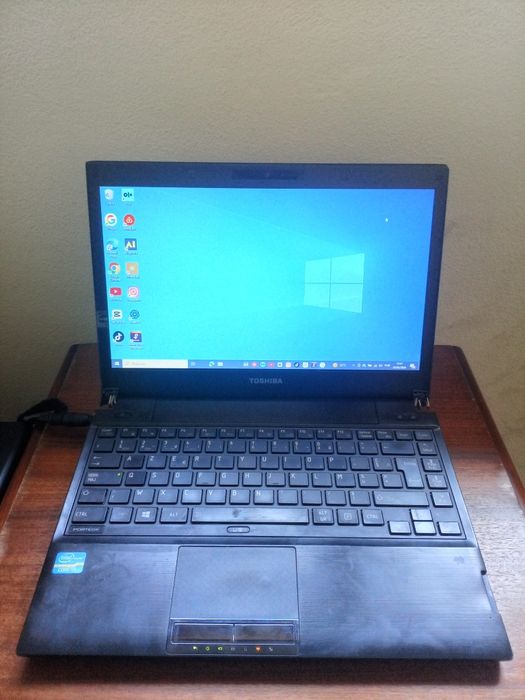 Notebook Toshiba novo