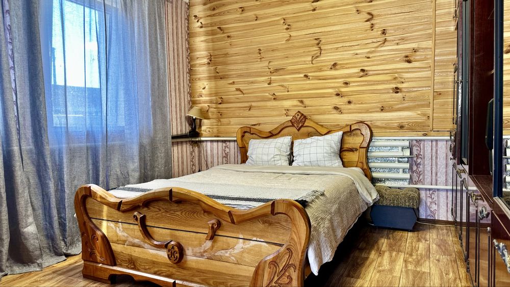 Продажа будинок з ремонтом, газове опалення, поряд з парком