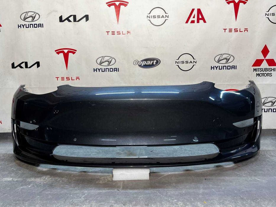 Бампер передній під парктроніки Tesla Model 3  2018-2022