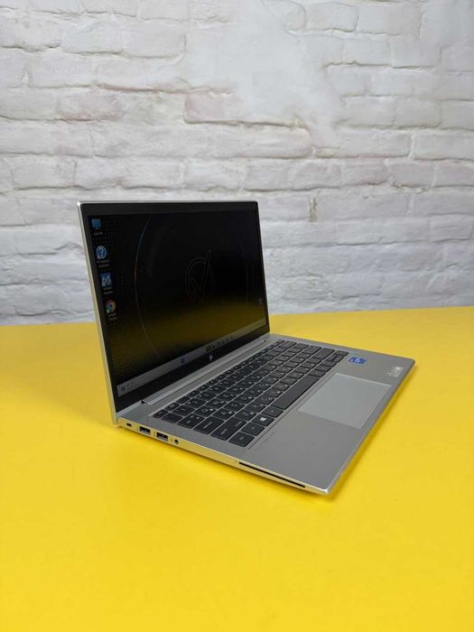 Ноутбук HP EliteBook 830 G8/I5-1145G7/12GB/IPS 13.3"/Iris XE/SSD 256GB