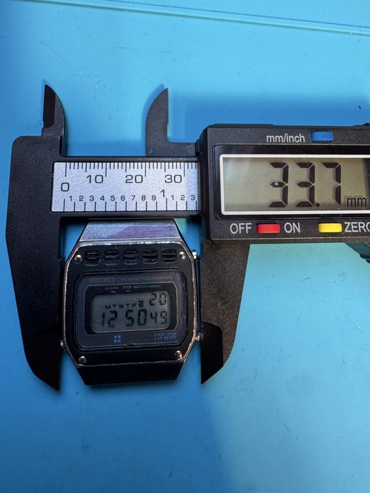 Zegarek elektroniczny Seiko A639 LCD sprawny