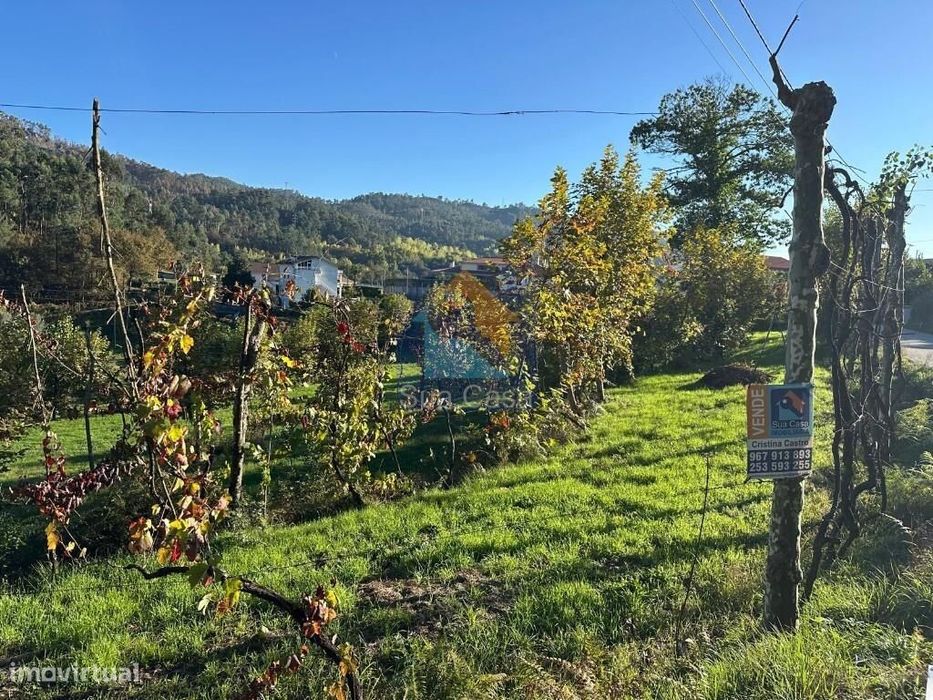 Terreno de Construção com 4.900 m2 em Armil