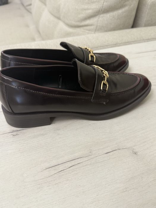 Лофери Zara 39 розмір
