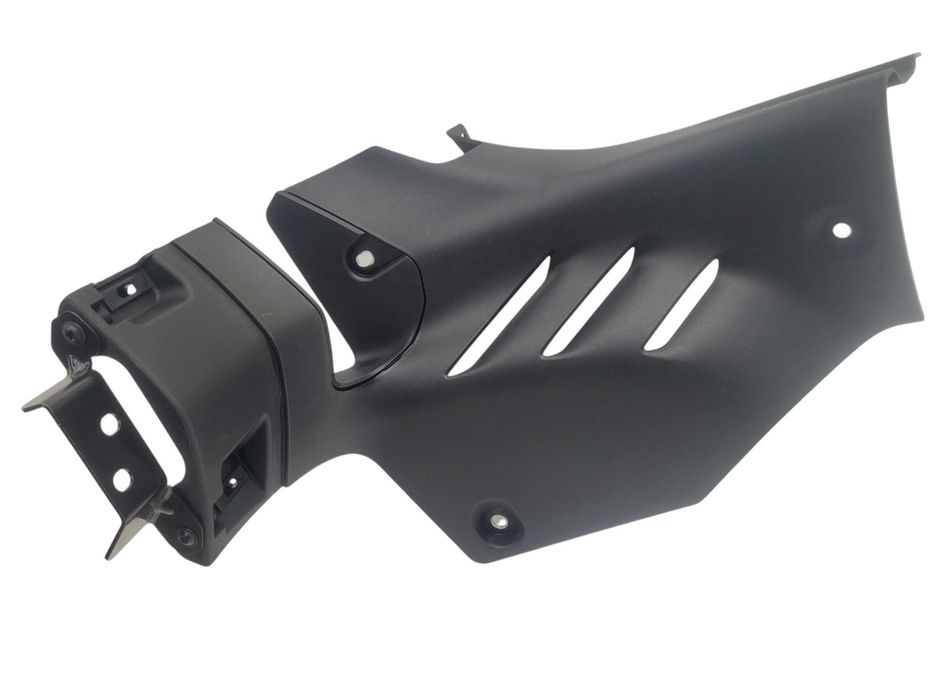 Ferrari SF90 - osłona płyta nakładka silnika engine shield cover RH DX