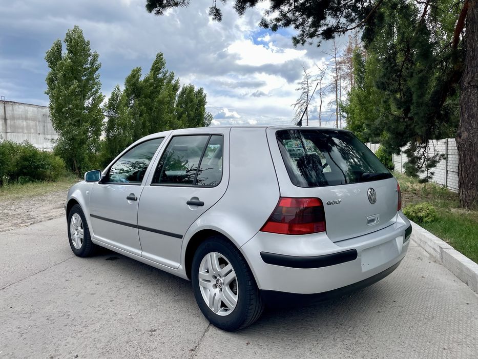 Продам Golf 4 1.6