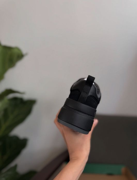 Елітний стиль жіночих Lacoste ( 746SFA0070 - 02H ) оригінал -36,39,5 р