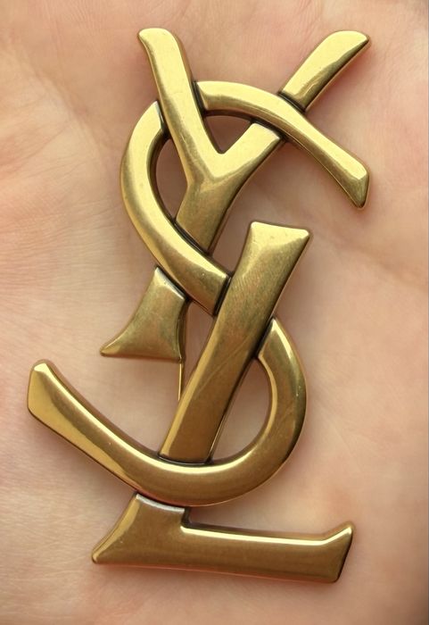Broszka YSL stare złoto 6,3 cm