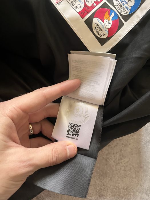 Сірий Теплий Пуховк Від Moncler