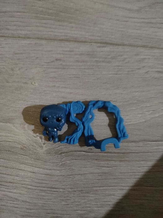 Продаю фігурку дивні дива векна підставка для телефону 80 грн