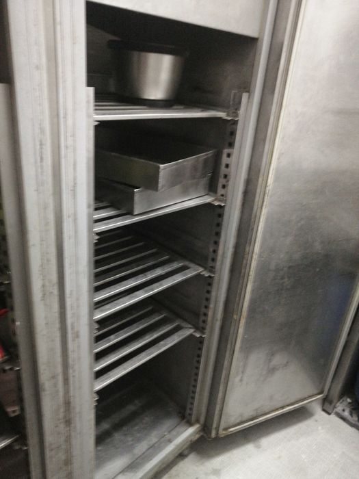 Commercial Fridge-Forced Air Circulation