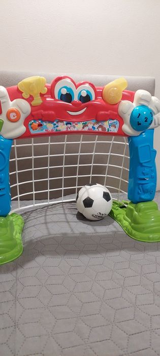 Інтерактивне футбольне поле baby Clementoni