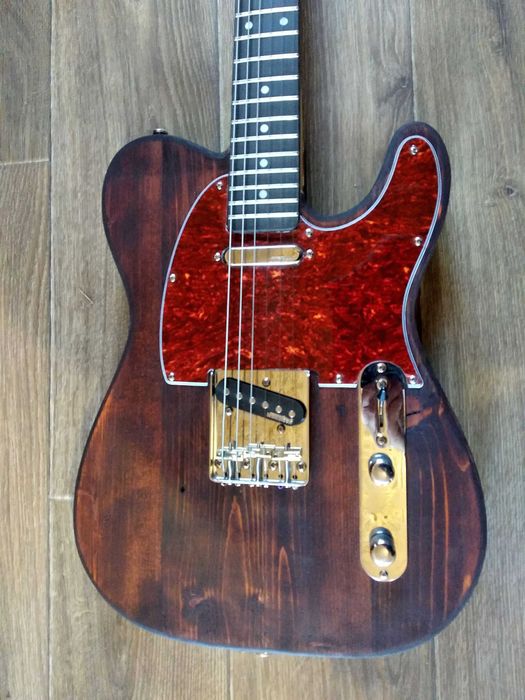 Майстрова електрогітара EUGENE  Telecaster Pine Body