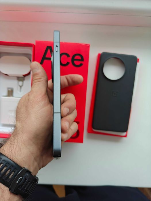 OnePlus Ace 5 16/512GB Gray 6415mAh/NFC/Snapdragon 8 Gen3/Android 16