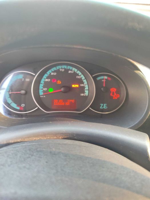 Електрокар Renault Kangoo електричка