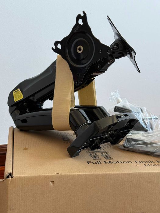 Suporte Duplo Monitores HUANUO Articulado c/ Caixa