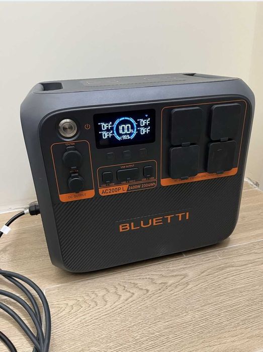 Зарядна станція BLUETTI AC200PL 2400Вт/2304Вт/год