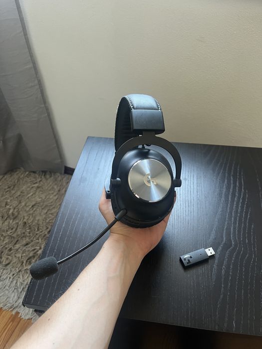 Logitech g pro wireless headset