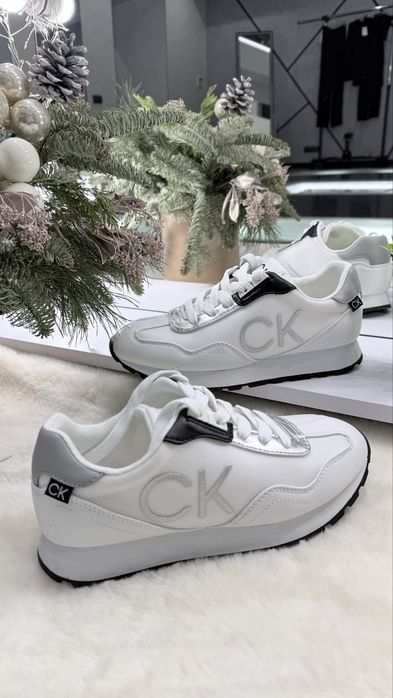 Стильні кросівки Calvin Klein
